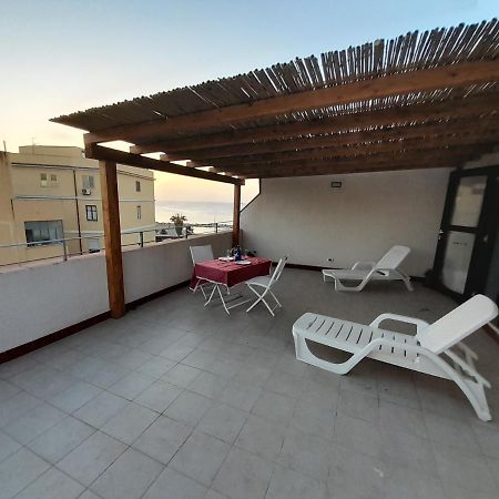 Case Vacanze "Residenze Trapanesi" Трапани Екстериор снимка