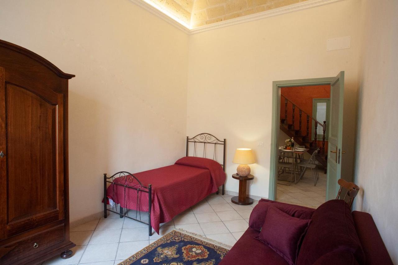 Case Vacanze "Residenze Trapanesi" Трапани Екстериор снимка