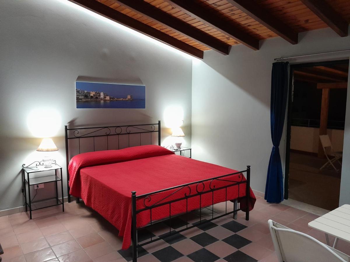 Case Vacanze "Residenze Trapanesi" Трапани Екстериор снимка