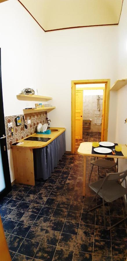 Case Vacanze "Residenze Trapanesi" Трапани Екстериор снимка