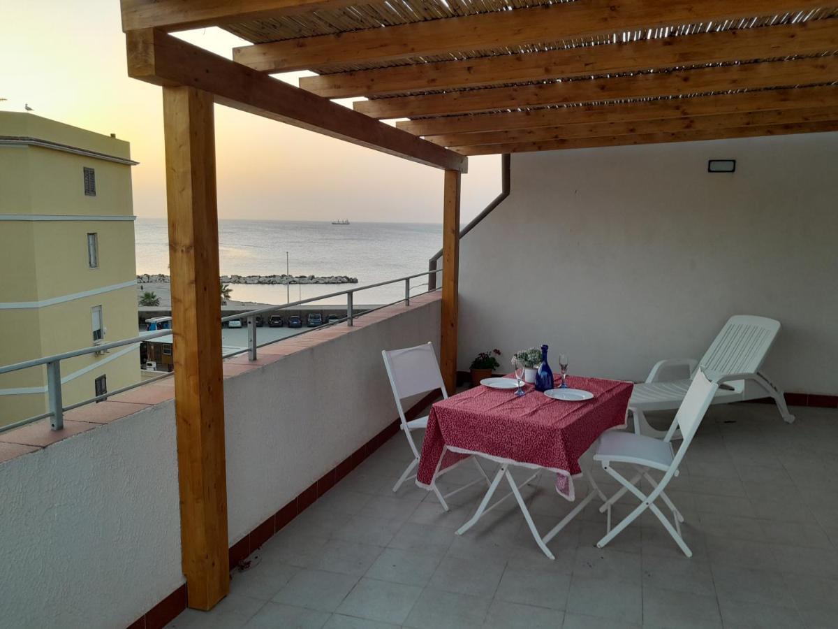 Case Vacanze "Residenze Trapanesi" Трапани Екстериор снимка