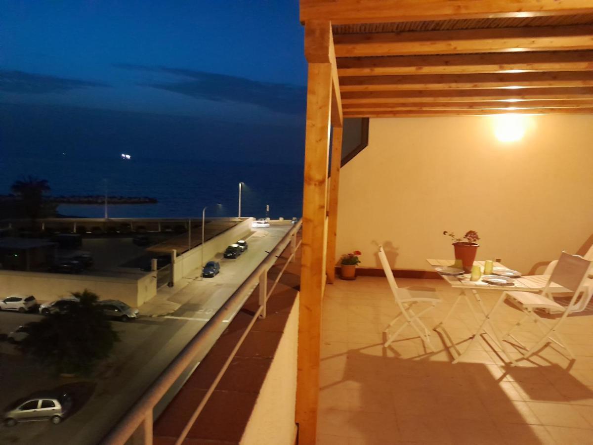 Case Vacanze "Residenze Trapanesi" Трапани Екстериор снимка